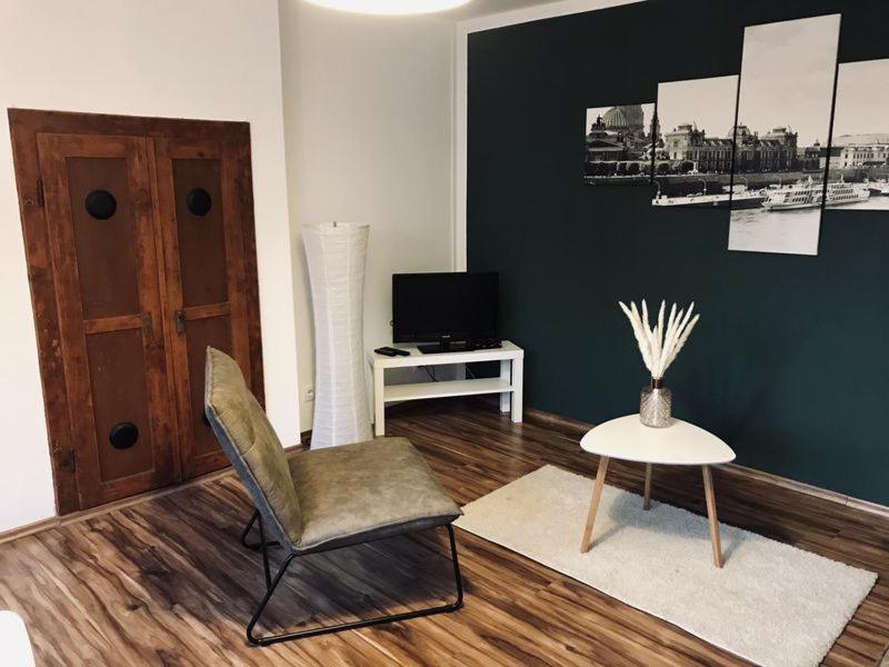 Willi I Apartment